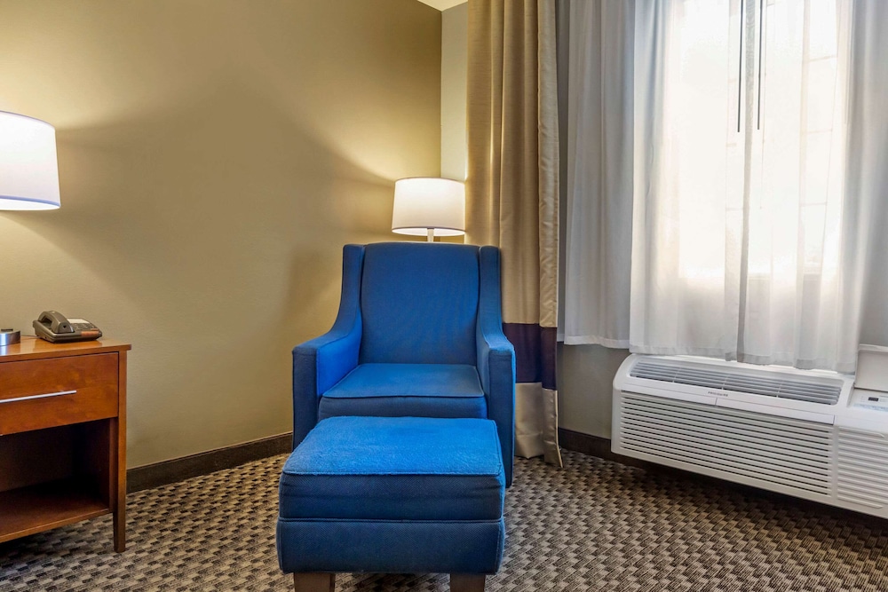 comfort inn auburn seattle