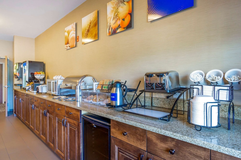 comfort inn auburn seattle