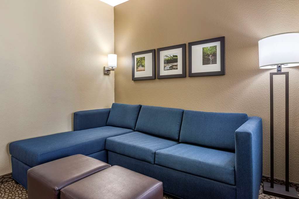 comfort suites florence i 95