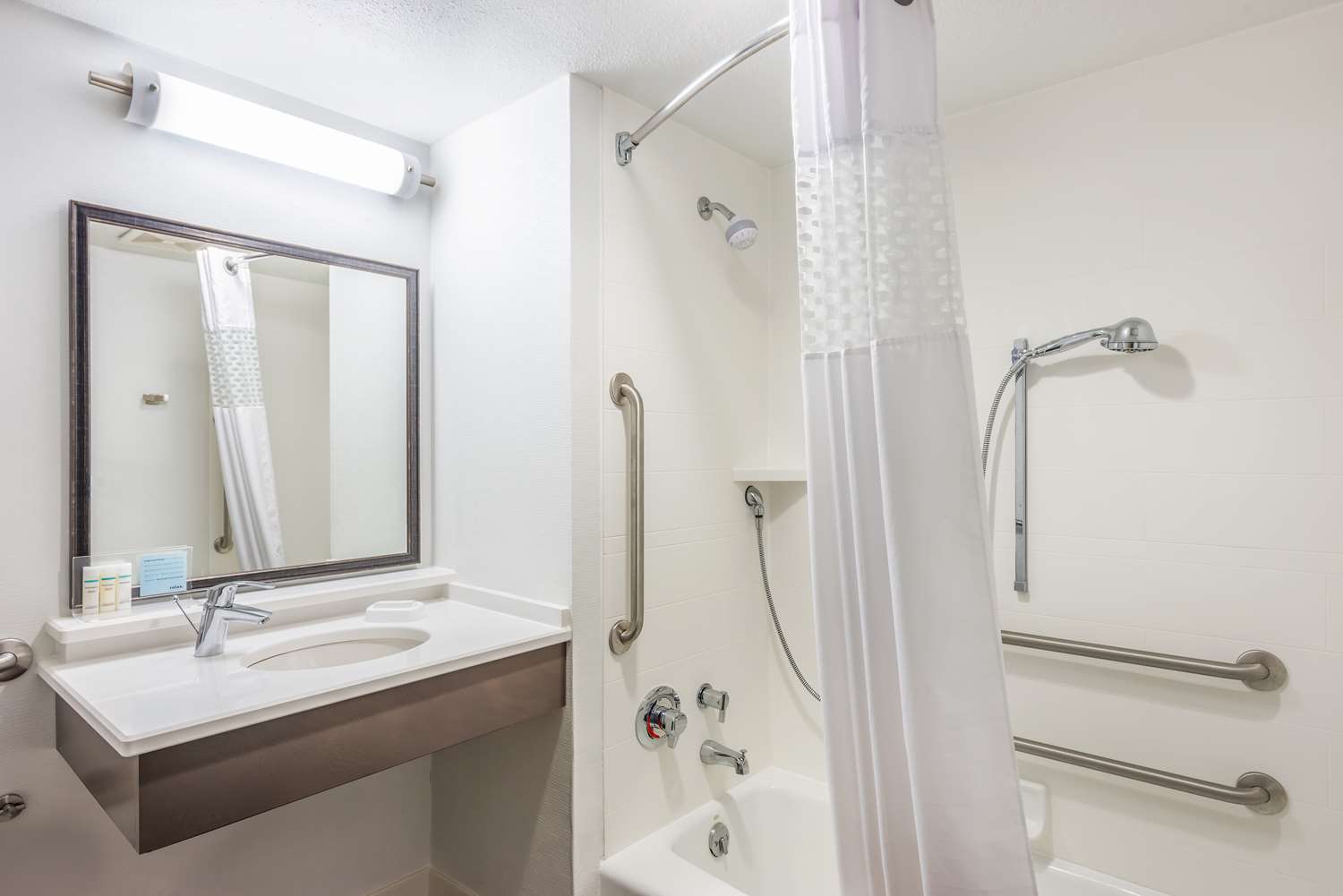 hampton inn columbia