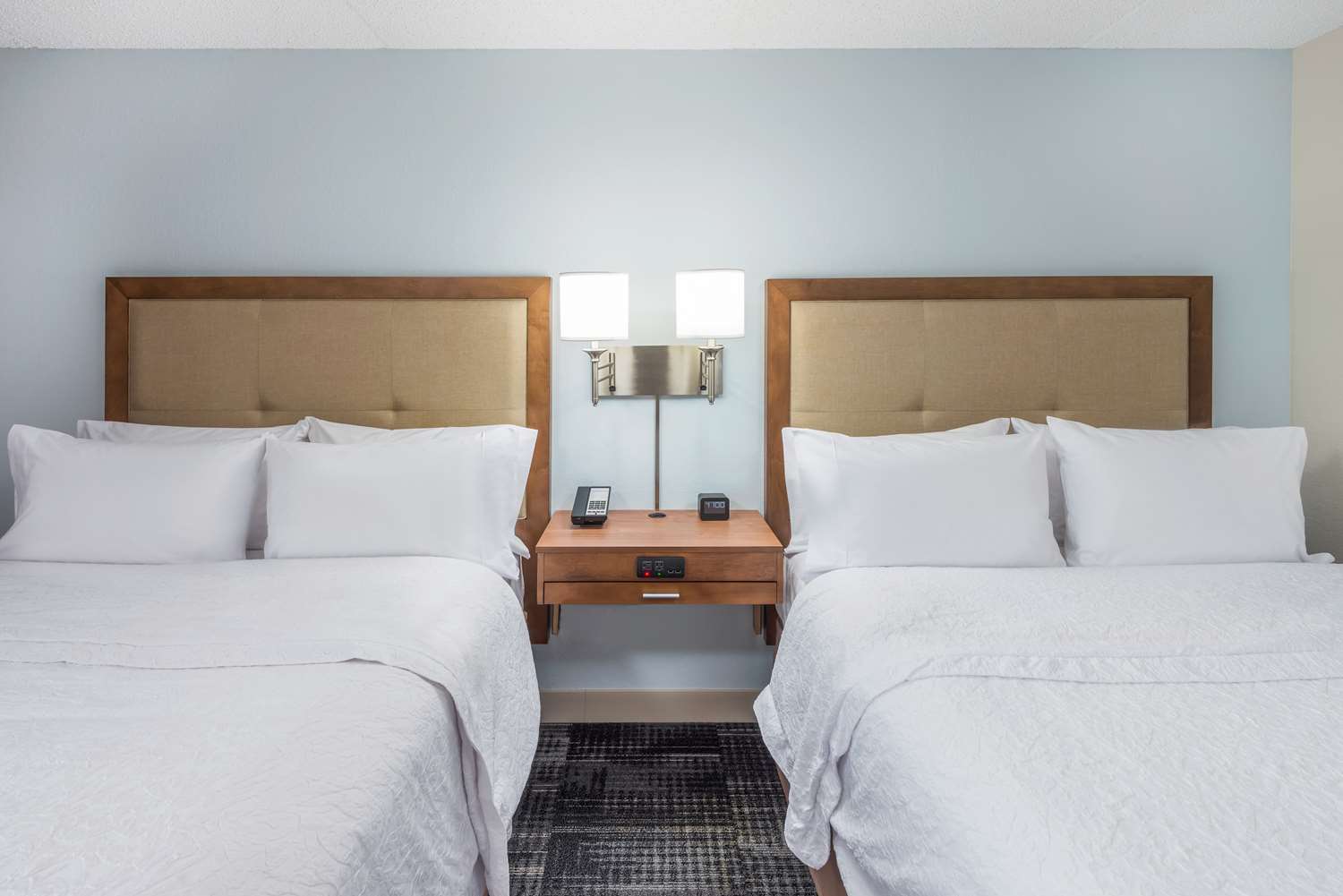 hampton inn columbia