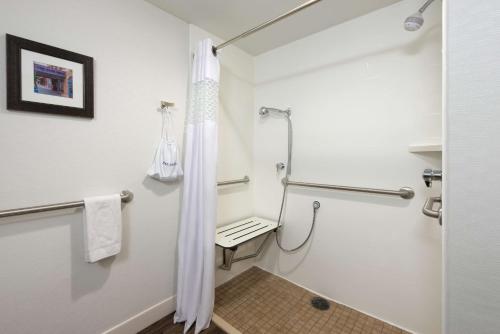 hampton inn columbia
