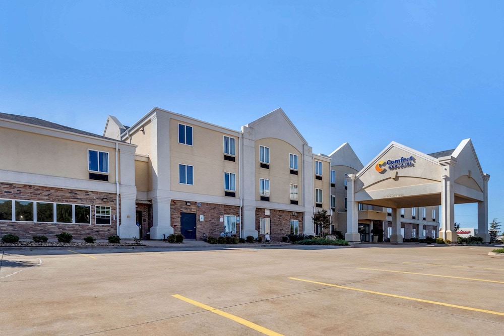 comfort inn and suites perry i 35