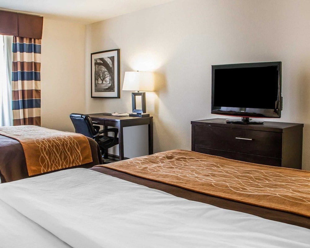comfort inn and suites perry i 35