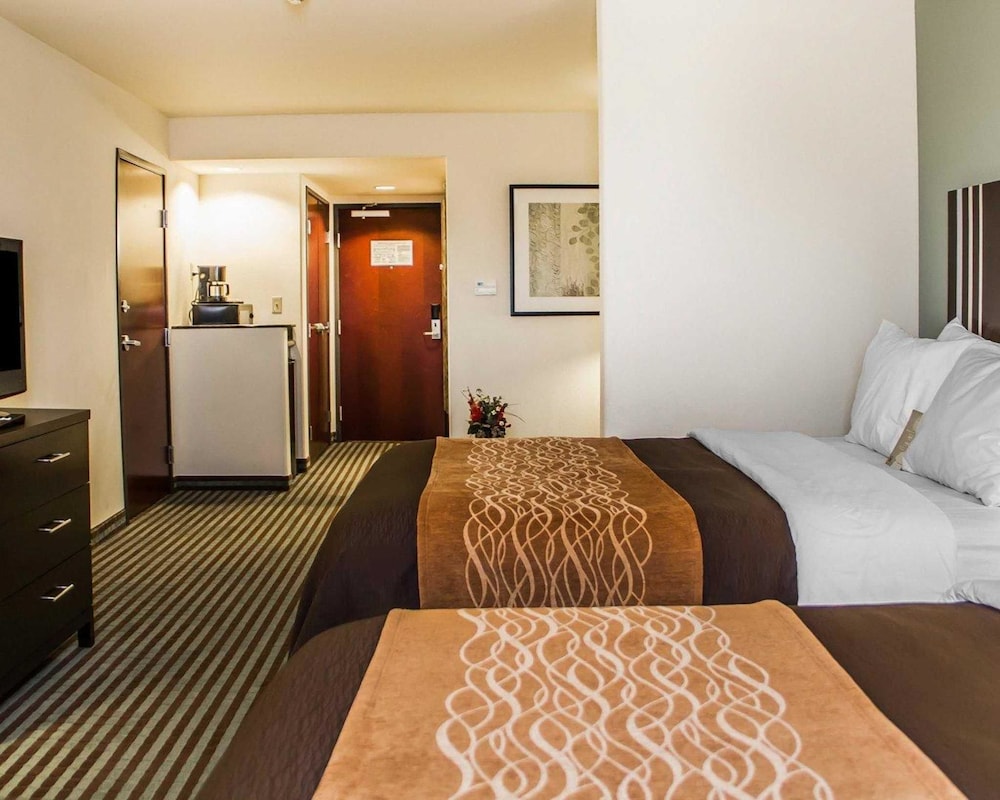 comfort inn and suites perry i 35