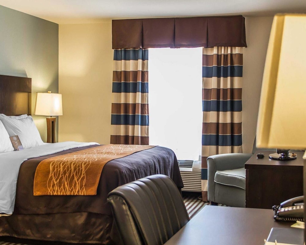 comfort inn and suites perry i 35