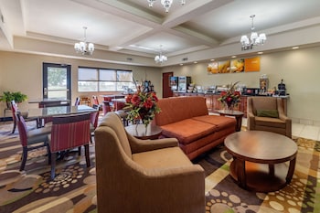 comfort inn and suites perry i 35