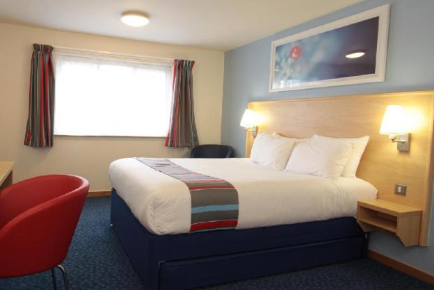 travelodge aberdeen central