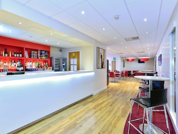 travelodge aberdeen central