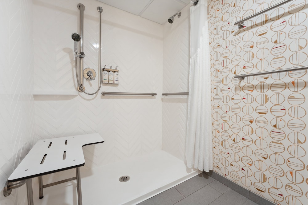 holiday inn portsmouth by ihg