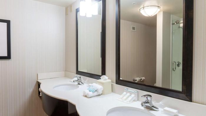 hilton garden inn plymouth