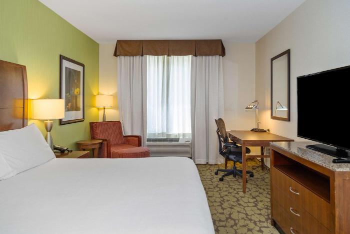 hilton garden inn plymouth