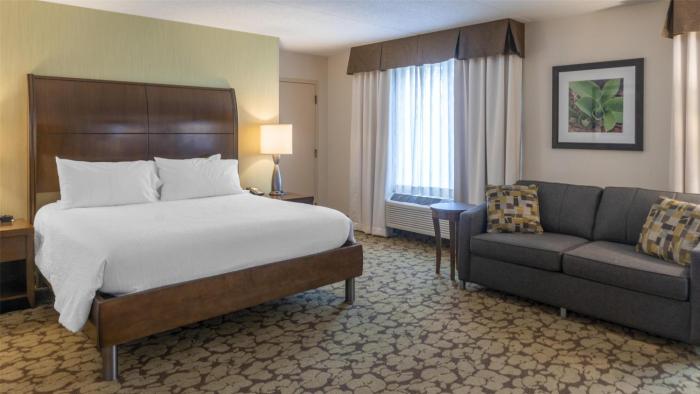 hilton garden inn plymouth