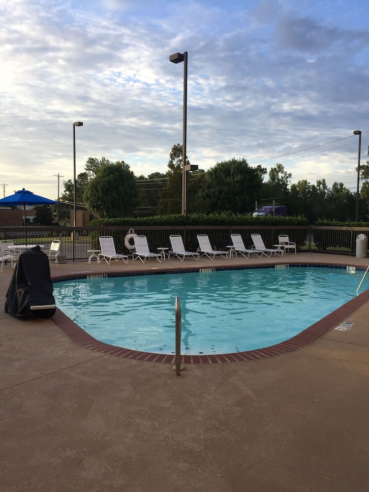 hampton inn by hilton troy