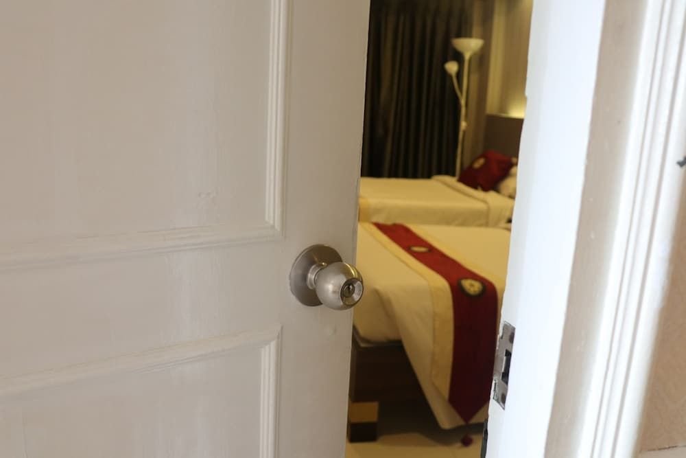 chaleena princess ramkhamhaeng