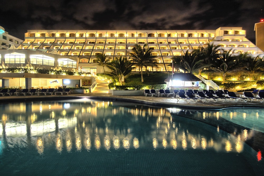 golden parnassus all inclusive resort and spa adults only