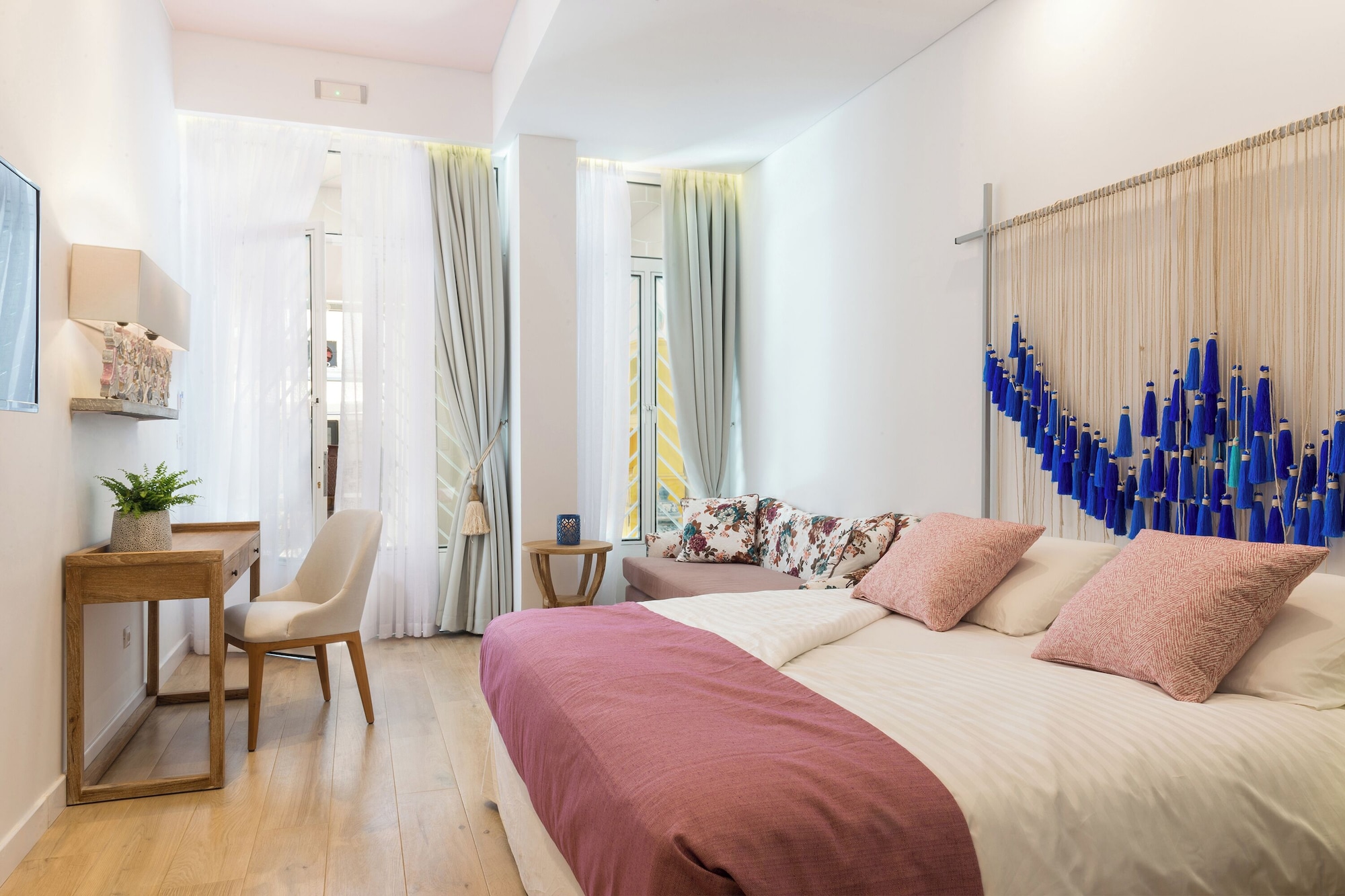 nyx chic manor boutique hotel