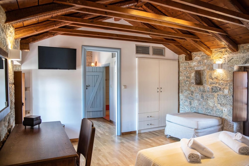 trapela areopolis boutique hotel