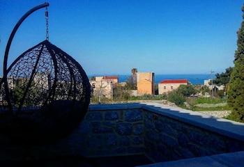 east mani