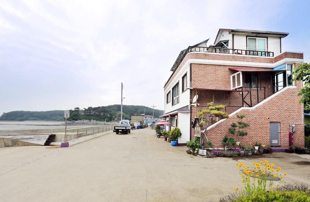 taean gaetyeowool pension