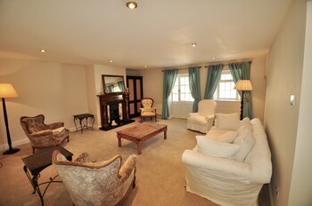 barrow lodge