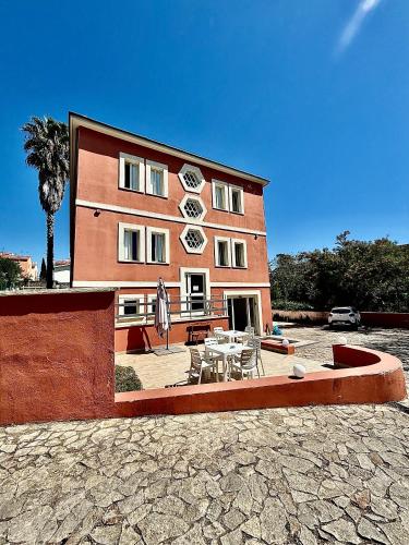 palace rome hostel