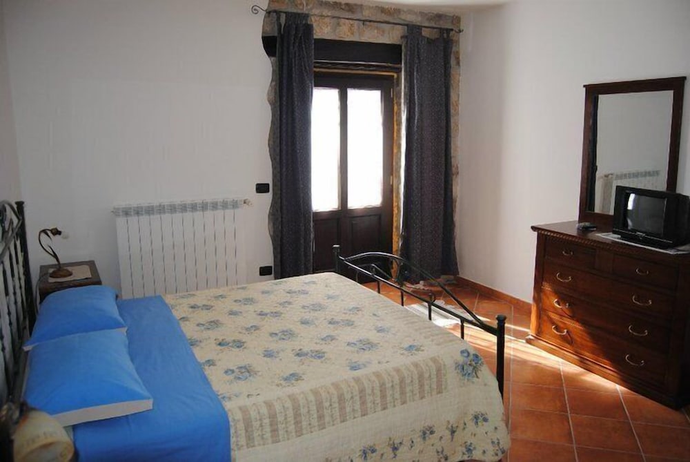 cusano mutri