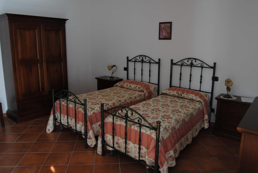 cusano mutri