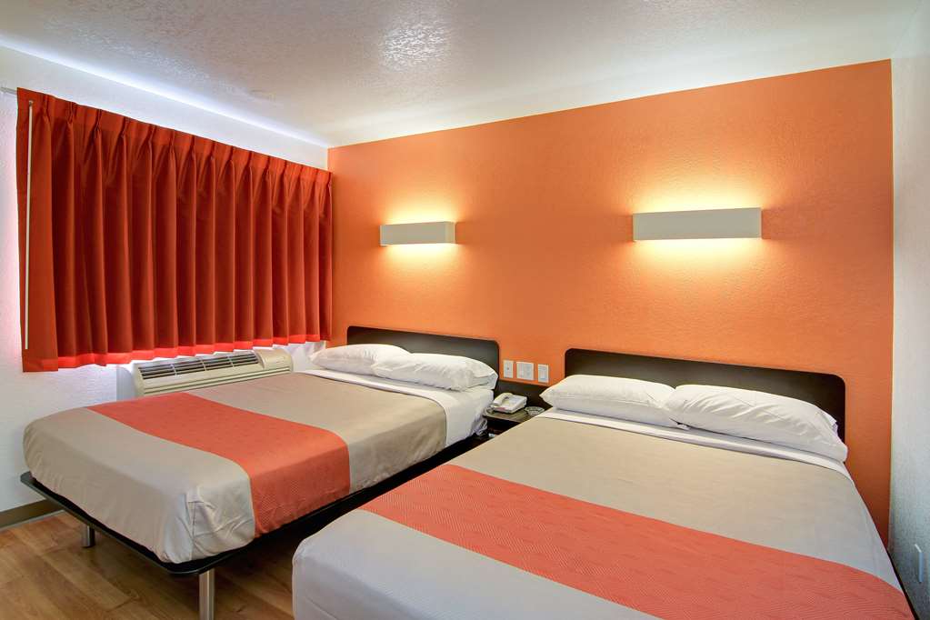 motel 6 old town scottsdale fashion square