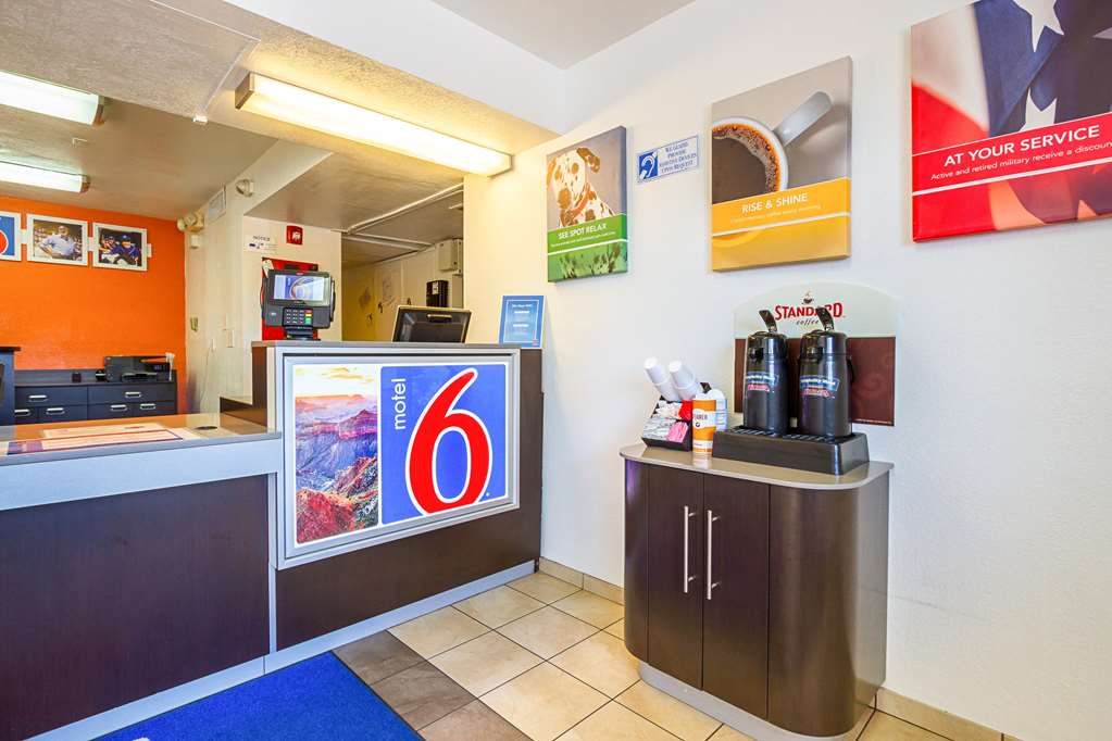 motel 6 mesa north