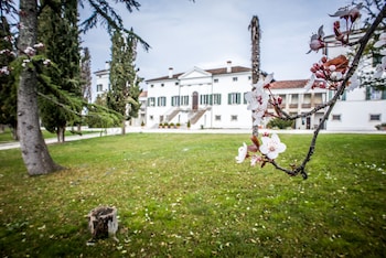 Villa Dragoni,Pradamano>>Buttrio,3 star