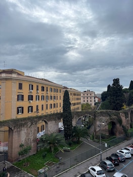 rome experience hostel