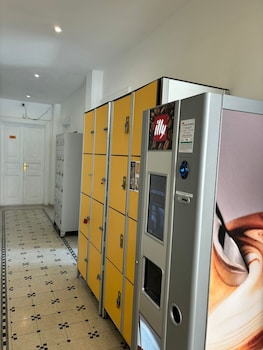 rome experience hostel