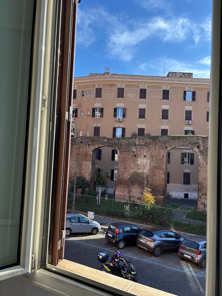 rome experience hostel