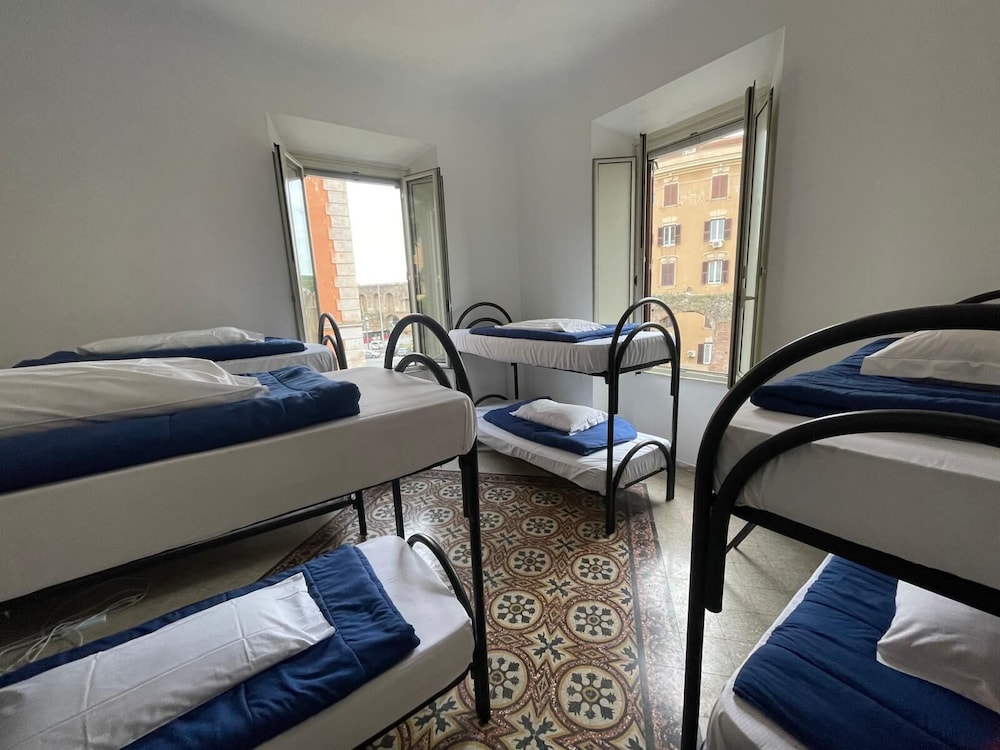 rome experience hostel