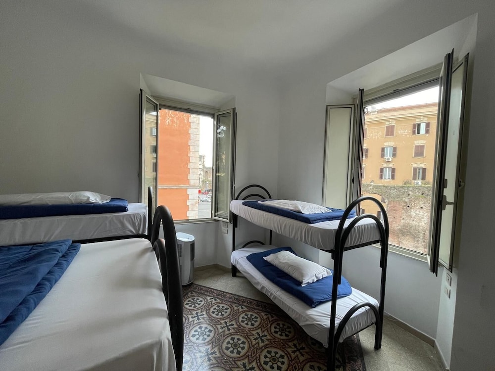 rome experience hostel