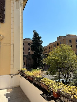 rome experience hostel