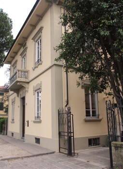 lucca in villa lucrezia