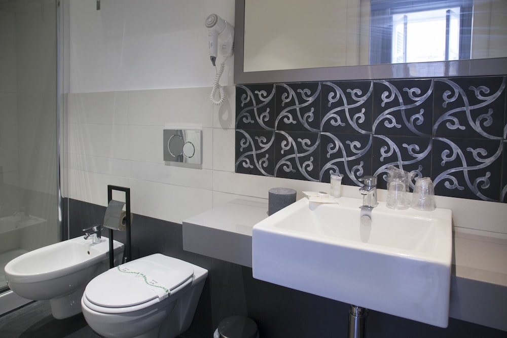 nostos rooms and apartments