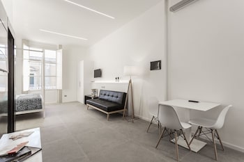 nostos rooms and apartments