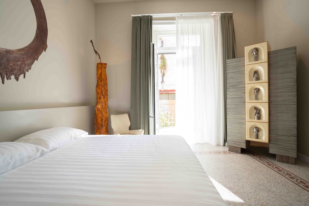 atelier ines home gallery
