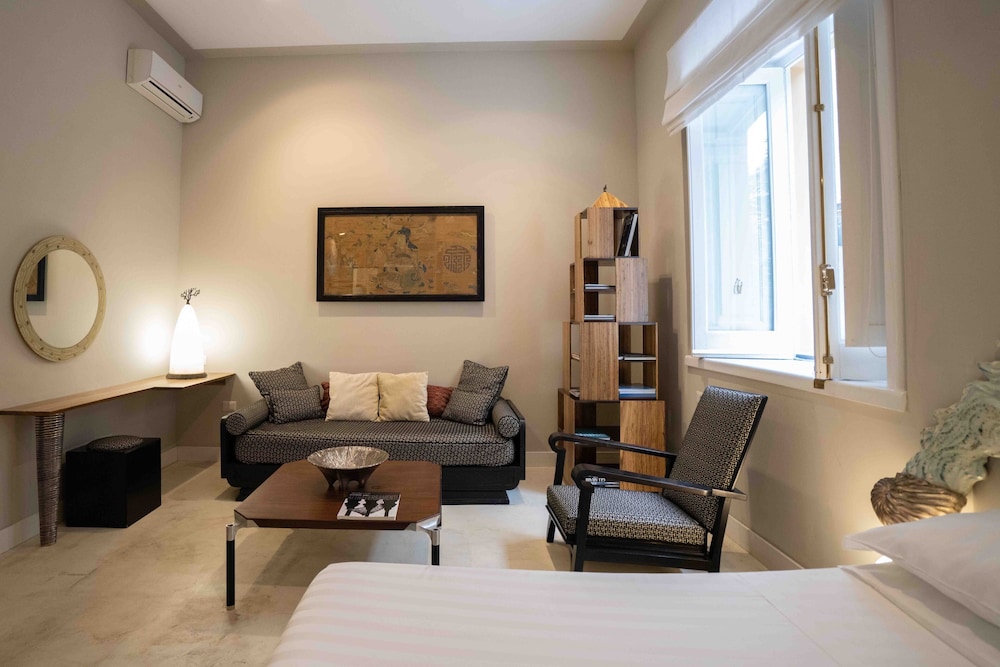 atelier ines home gallery