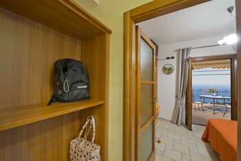 La Mela Blu,Amalfi>>Agerola,3 star