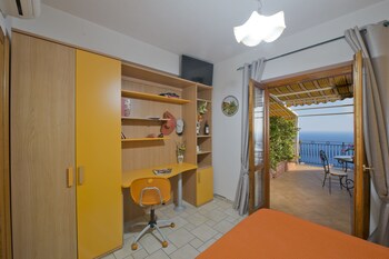 La Mela Blu,Amalfi>>Agerola,3 star