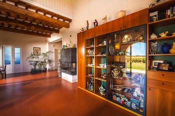 Cascina Canova B&B,In San Giuliano Terme,3 star