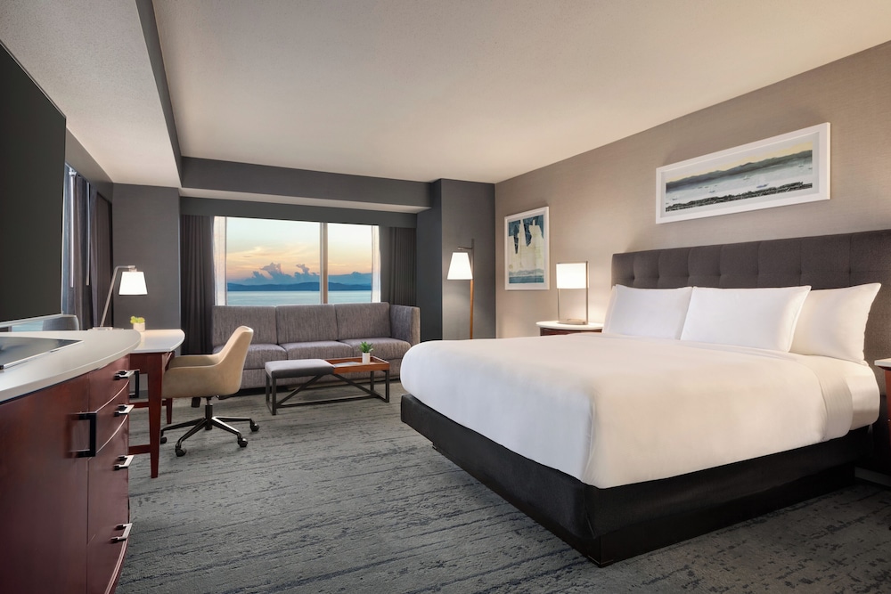 hotel champlain burlington curio collection by hilton