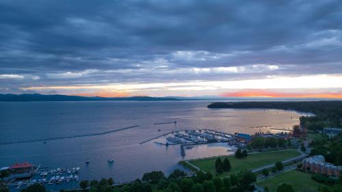 hotel champlain burlington curio collection by hilton
