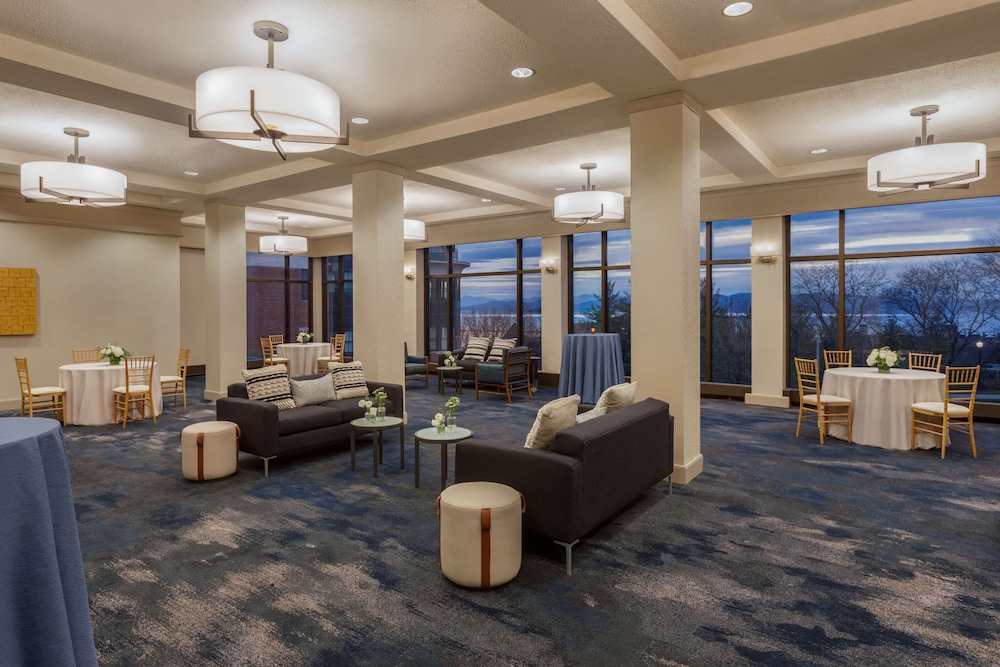 hotel champlain burlington curio collection by hilton
