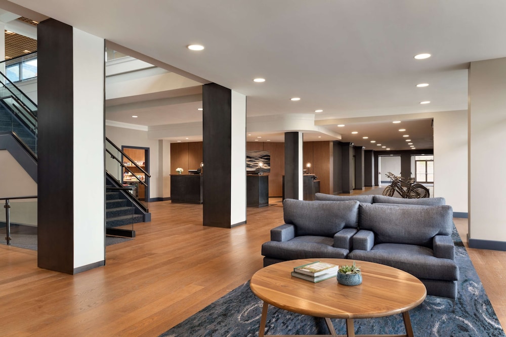 hotel champlain burlington curio collection by hilton