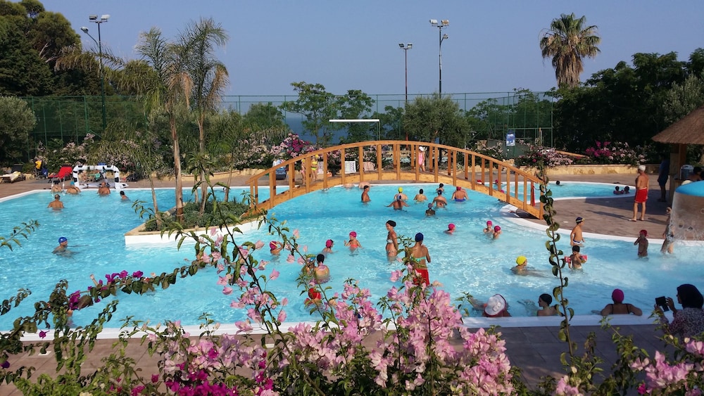 villaggio marinella